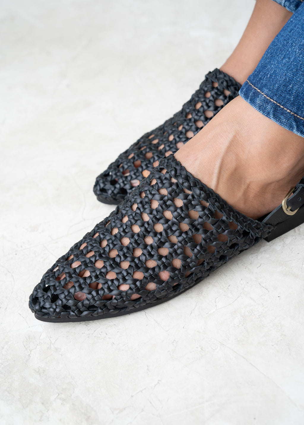 Vienna Woven Mule Black 5