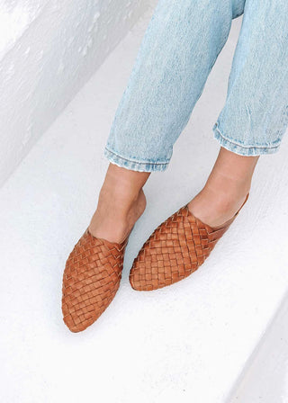 Prague Woven Mule - Cognac