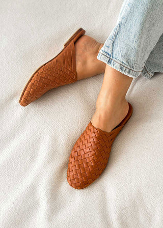 Tulum Woven Mule - Cognac
