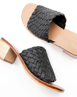 Santorini Woven Mule - Black - Liberté